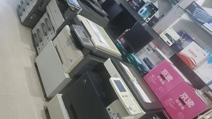 赤峰廠家銷售辦公桌椅,話務桌,老板桌椅,會議桌椅