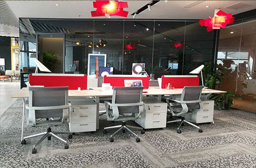 4大內(nèi)在因素決定實(shí)木辦公家具品質(zhì),企業(yè)在采購辦公家具如何分辨呢